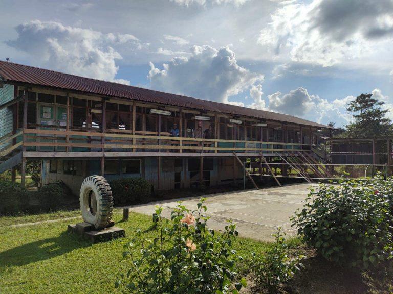 Proses tender naik taraf fasiliti SK Long Bemang selewat-lewatnya bulan depan – Dr Radzi