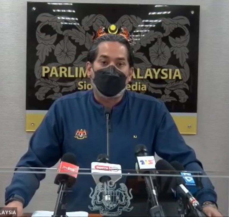Khairy sahkan tidak bertanding di Rembau, beri laluan kepada Tok Mat