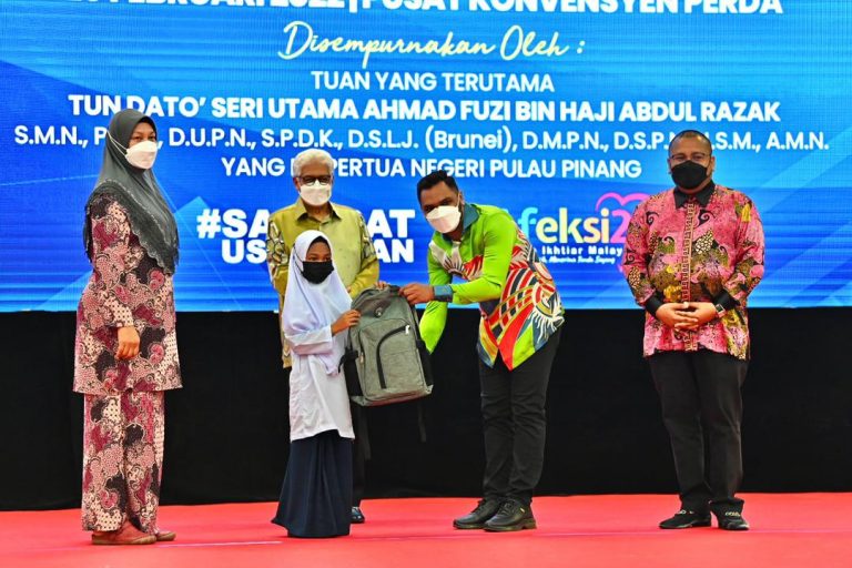 ‘Kembali Ke Sekolah’ ceriakan 1,000 anak Sahabat AIM Pulau Pinang