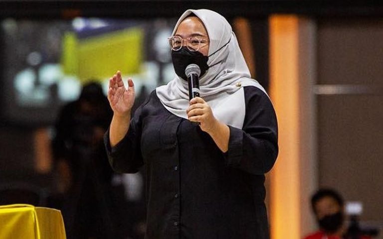 PRN Johor: Walaupun dibantah, Amira Aisya diumum calon MUDA di Puteri Wangsa