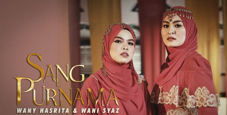 Sang Purnama main jiwa Wany Hasrita & Wani Syaz