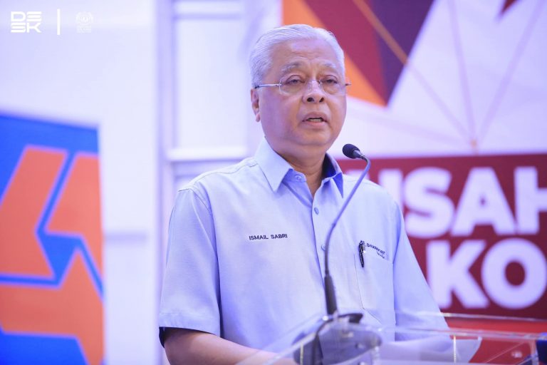Kerjasama koperasi boleh bantu stabilkan harga barang – PM