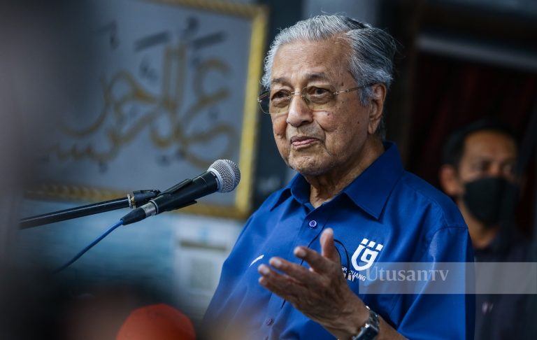 Cash is king, UMNO bukan seperti dulu, serangan terbaru Dr Mahathir seakan ulangi skrip PRU-14