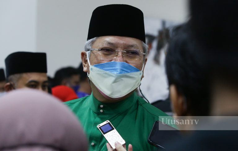 Hanya dua telco tandatangan DNB setakat ini – Annuar