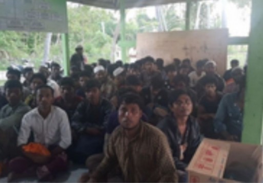 Bot bawa lebih seratus etnik Rohingya mendarat di Aceh