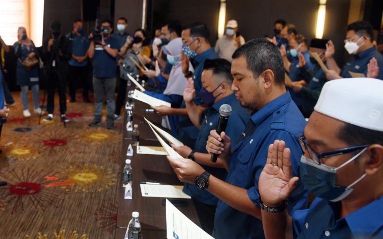 PRN Johor: Siapa bakal MB jadi pertaruhan saat akhir?