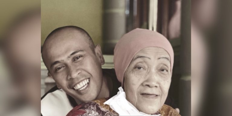 Ibu Achey meninggal dunia