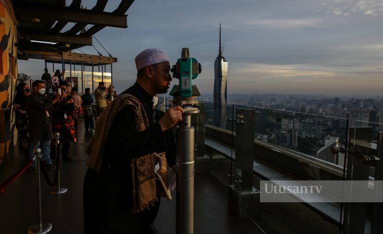 Umat Islam di Malaysia sambut Hari Raya Aidilfitri esok