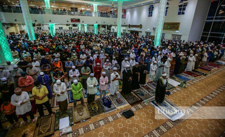Masjid, surau diseru titik berat semula SOP COVID-19