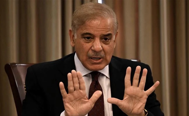 Shehbaz Sharif dilantik PM Pakistan baharu