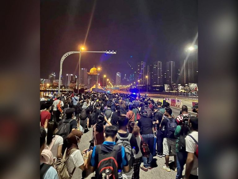 Tangisan, sorakan kegembiraan sambut pembukaan semula Tambak Johor, Linkedua