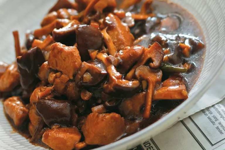 Resipi ayam cendawan hitam