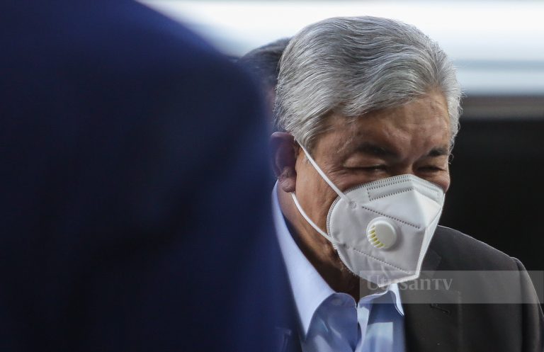 Ahmad Zahid akan bantu UKSB selepas terima wang – Saksi