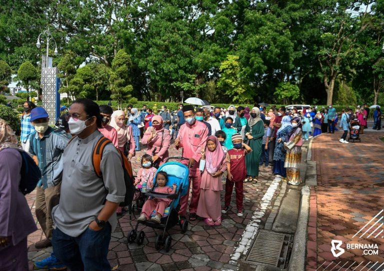 Rumah Terbuka PM: Jangan guna dana kerajaan, boleh pakai duit parti atau peribadi – Hassan