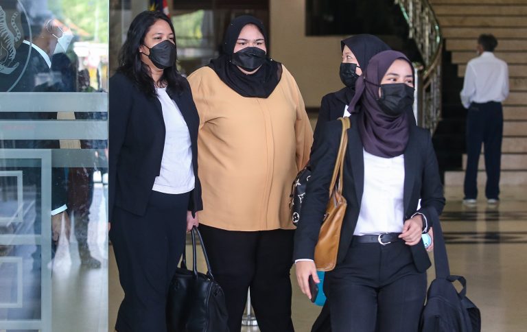 Rakaman video Bella cedera, diselamatkan saksi ditayang di mahkamah