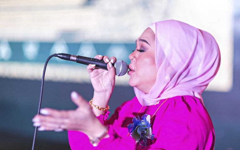 Erna Elliyana percaya aturan Allah, komited fokus bisnes. Nyanyian sekadar penuhi minat