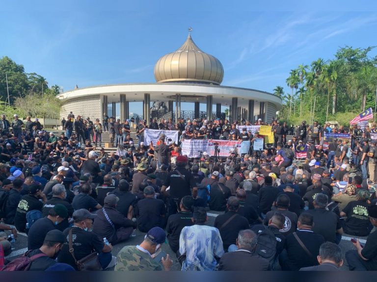 Segera selesaikan isu kebajikan veteran ATM, kata Anwar