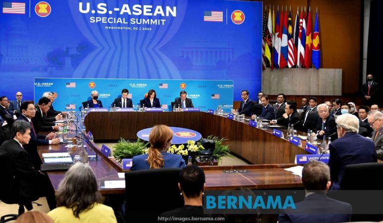 Bahasa Melayu di persada global, kenapa ada kurang senang?