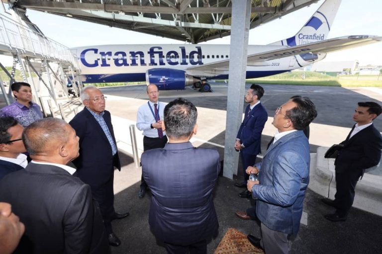 UniKL jalin kerjasama dengan Cranfield University perluas bidang aeroangkasa