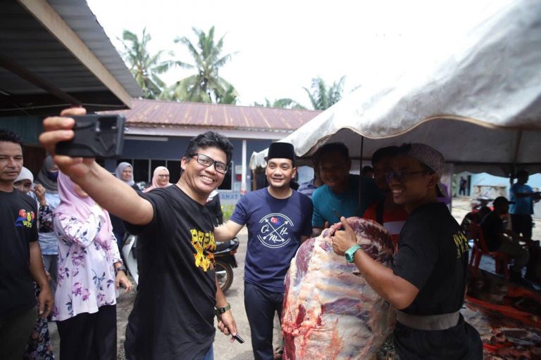 Keluarga Diraja Johor kurnia 228 lembu ibadah korban