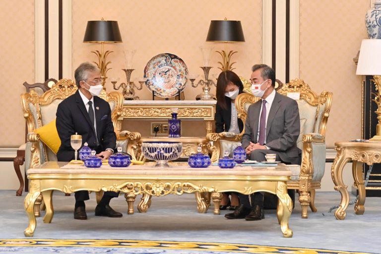 Agong terima menghadap Menteri Luar China, Wang Yi