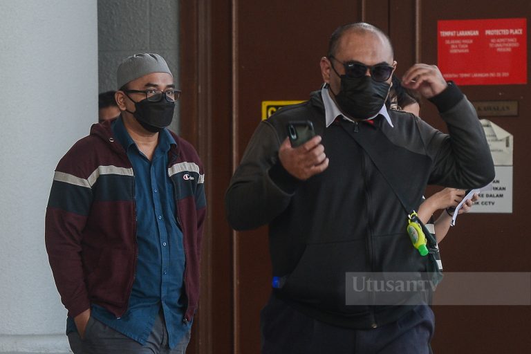 Dua bekas pegawai kanan Mara Corp didakwa salah guna jawatan