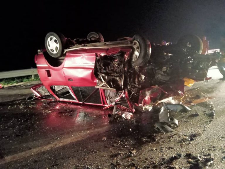 Tiga maut, empat parah dalam kemalangan dua kereta