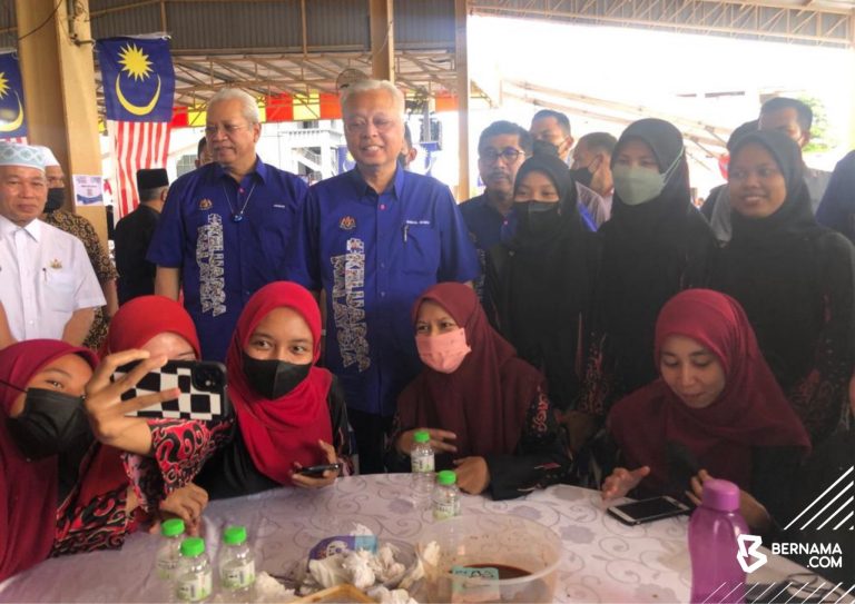 Ismail Sabri, rakyat Kelantan meriahkan ‘Bekwoh Keluarga Malaysia’