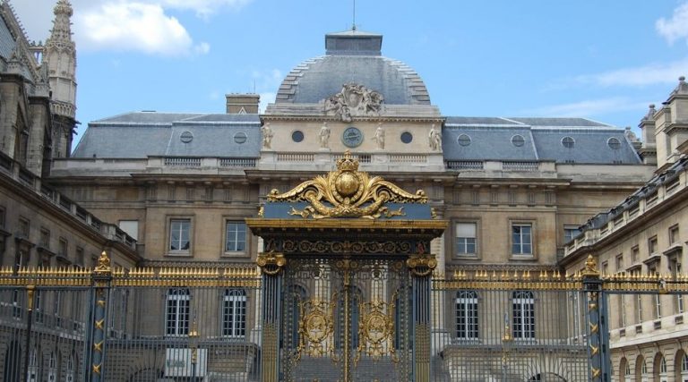 Mahkamah Rayuan Paris benar permohonan Malaysia gantung tuntutan waris Kesultanan Sulu
