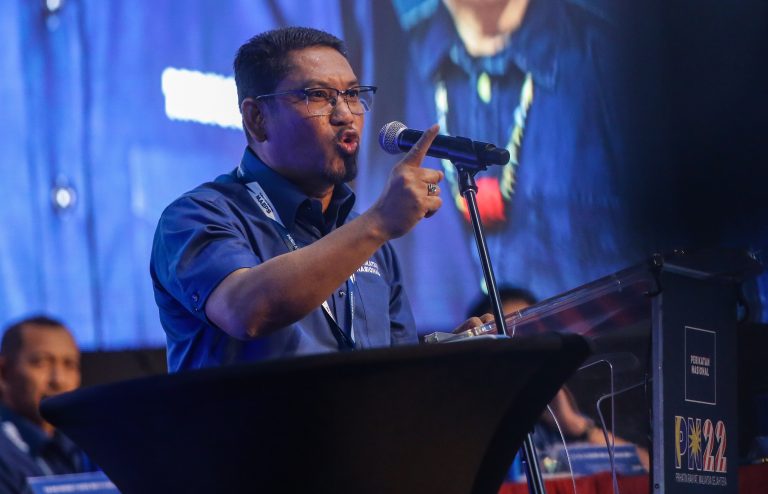 Insiden kejar pengadil, Menteri KBS kesal