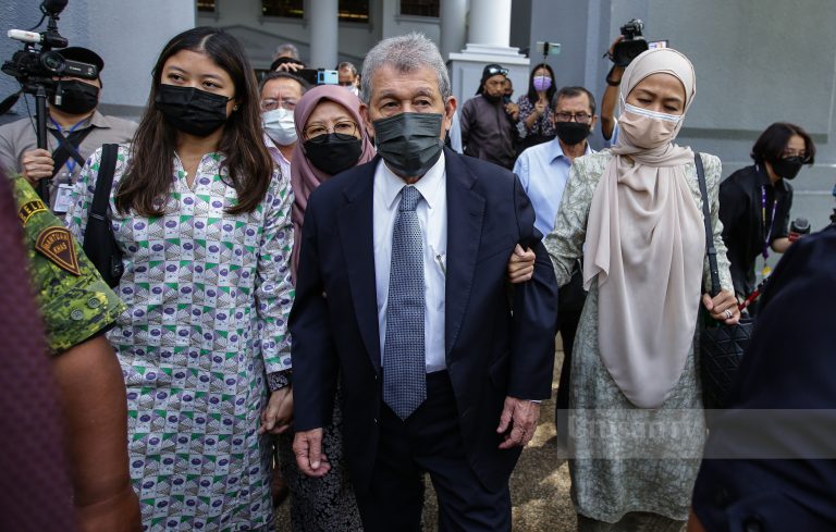 LCS: Bekas Pengarah Urusan BNS didakwa pecah amanah RM21 juta