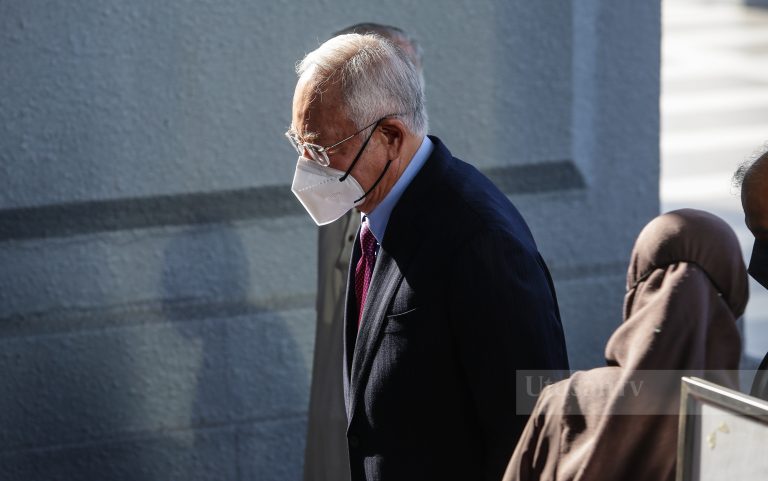 Kes saman RM1.9 juta: Permohonan Najib bantah dua peguam wakili Tommy Thomas ditolak