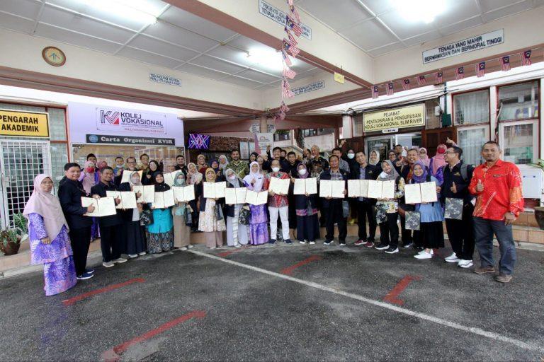 Kolaborasi strategik KVSR, Malaysia Dan UAD, Indonesia tingkatkan pendidikan TVET bertaraf antarabangsa