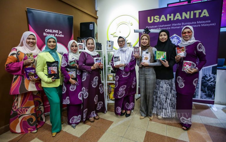 Popia simpul, sarang burung antara produk dibawa USAHANITA ke London