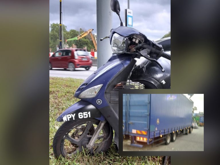Pembonceng warga emas maut, motosikal bergesel lori