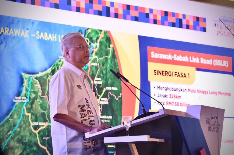 Lebuh Raya Pan Borneo pada tahap 85 peratus, dijangka siap awal 2023 – PM
