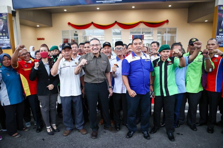 LCS: Pertimbangan Anwar kenyataan politik semata-mata – Hishammuddin