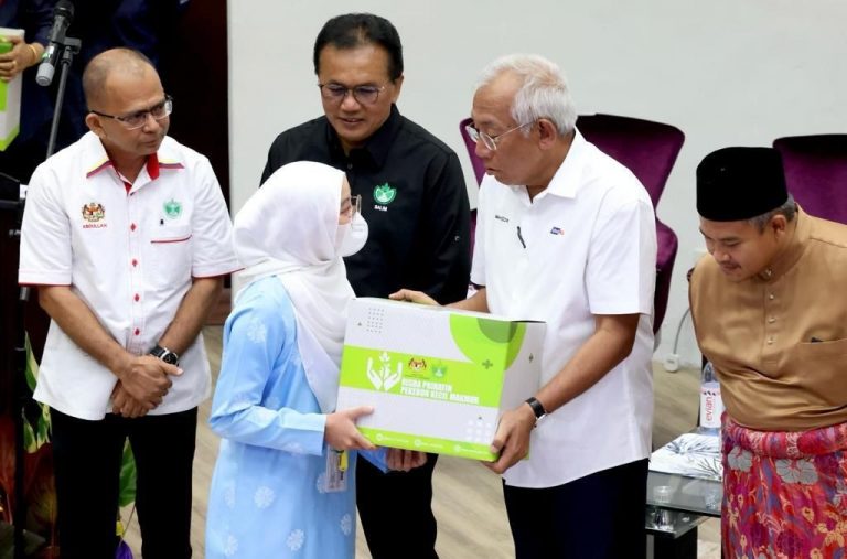 RISDA peruntuk RM800,000 setahun bantu anak pekebun kecil