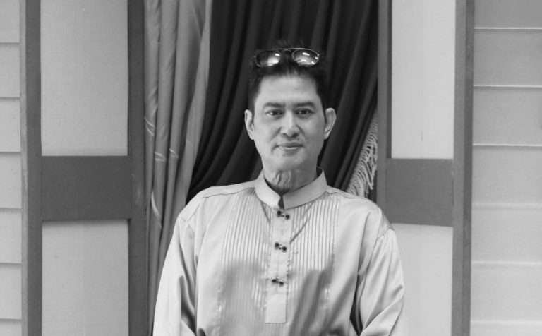 Penyanyi Aman Shah meninggal dunia akibat serangan jantung