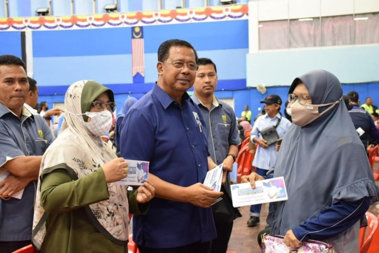 500 bakal pelajar universiti di Lipis dapat sumbangan Kerajaan Negeri Pahang