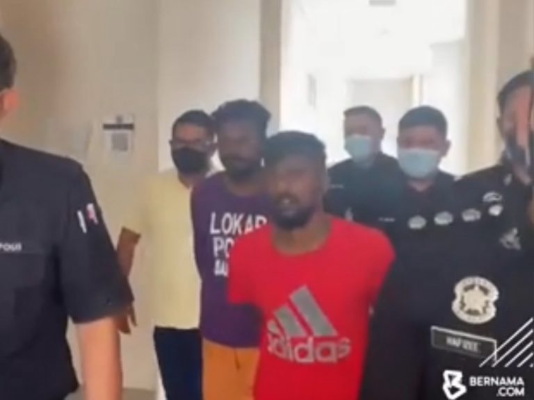 Dua beradik didakwa bunuh anggota Rela