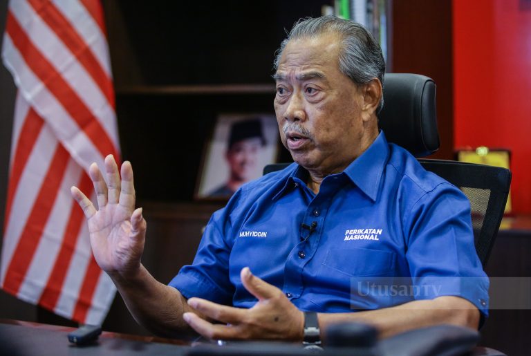 Muhyiddin nafi beri kontrak kepada syarikat menantu, tuduhan sengaja direka dengan fitnah berniat jahat