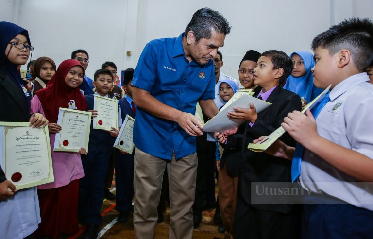 Asah bakat, galak eksplorasi secara kreatif murid dengan cerpen – Radzi Jidin