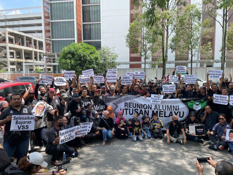 Bekas warga Utusan Melayu tuntut bayaran pampasan, tunggakan
