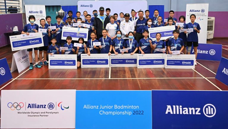 Kegembiraan berganda di Kejohanan Badminton Junior Allianz di Pulau Pinang