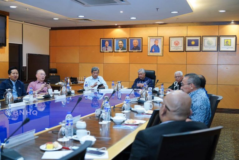Surat Zahid bukan keputusan konsensus, MCA desak letak jawatan