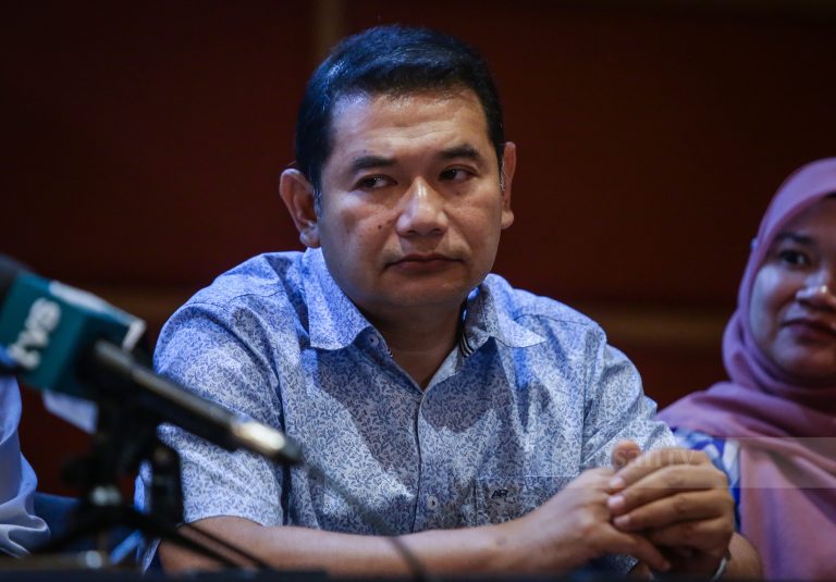 Rafizi berhak bersuara mengenai isu gaji, apa-apa dasar yang baik untuk negara – Sivakumar