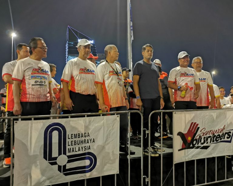 Larian Anak Sarawak lalui terowong DASH cipta sejarah
