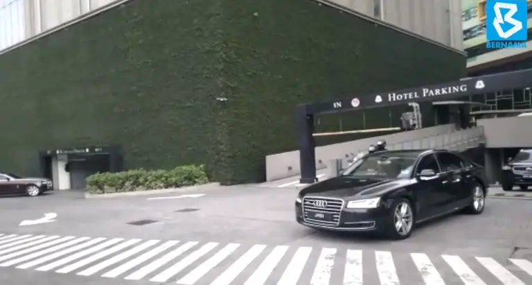 Ismail Sabri keluar dari Hotel St Regis, perjumpaan BN, PN selesai?
