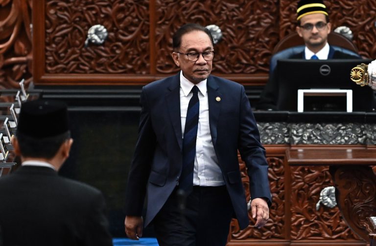 Langkah London jauh sangat, kata Anwar